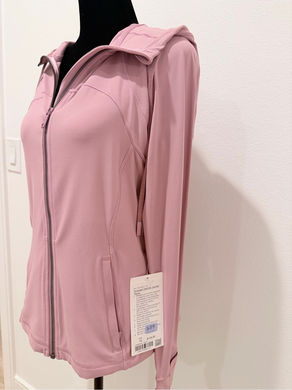 Lululemon Hooded Define Jacket - Picture 13 of 17
